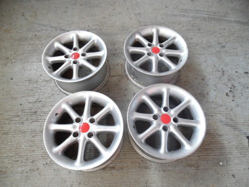 Audi alufelgen 7x15 et37 - 80,